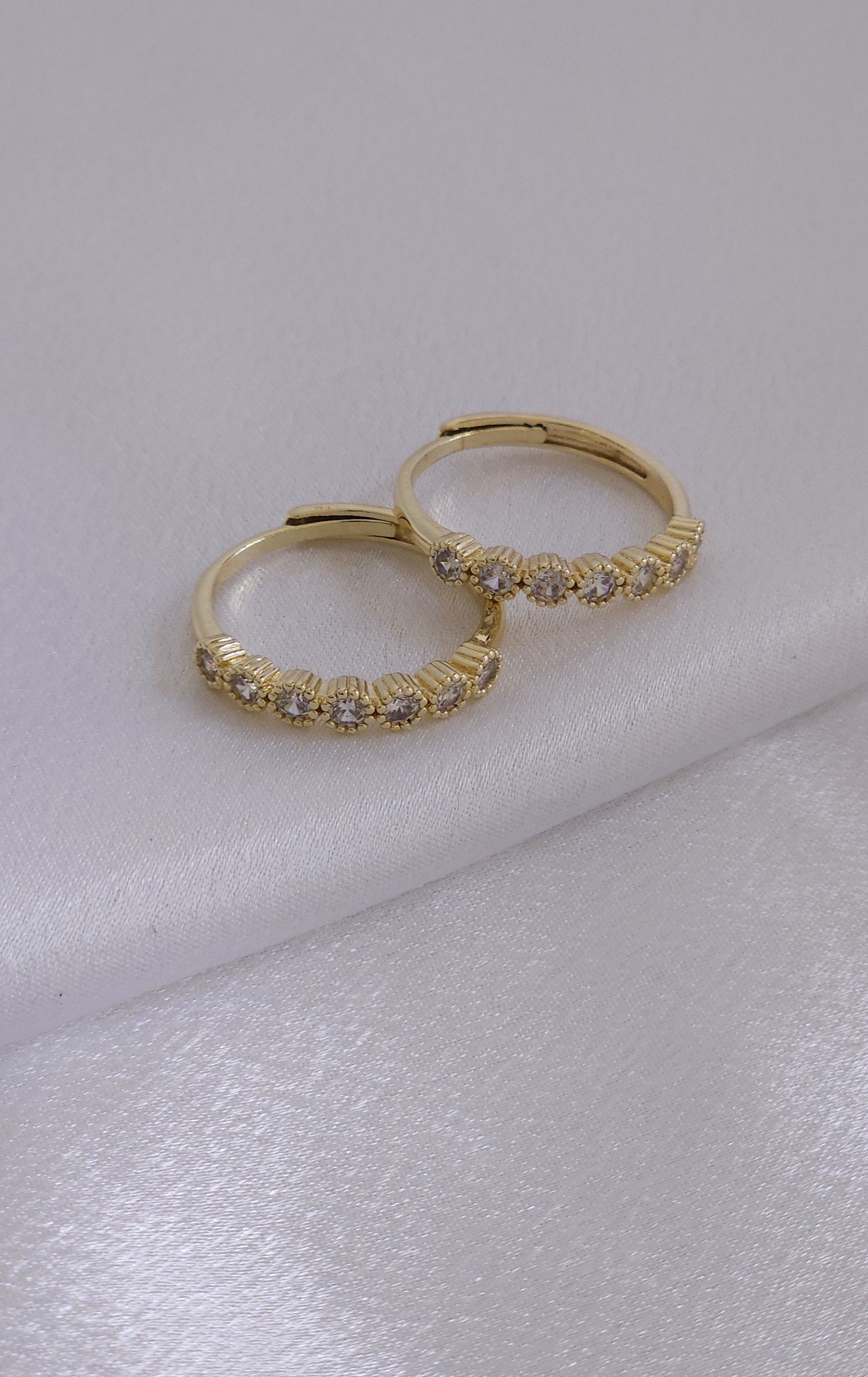 R7024 - Ring