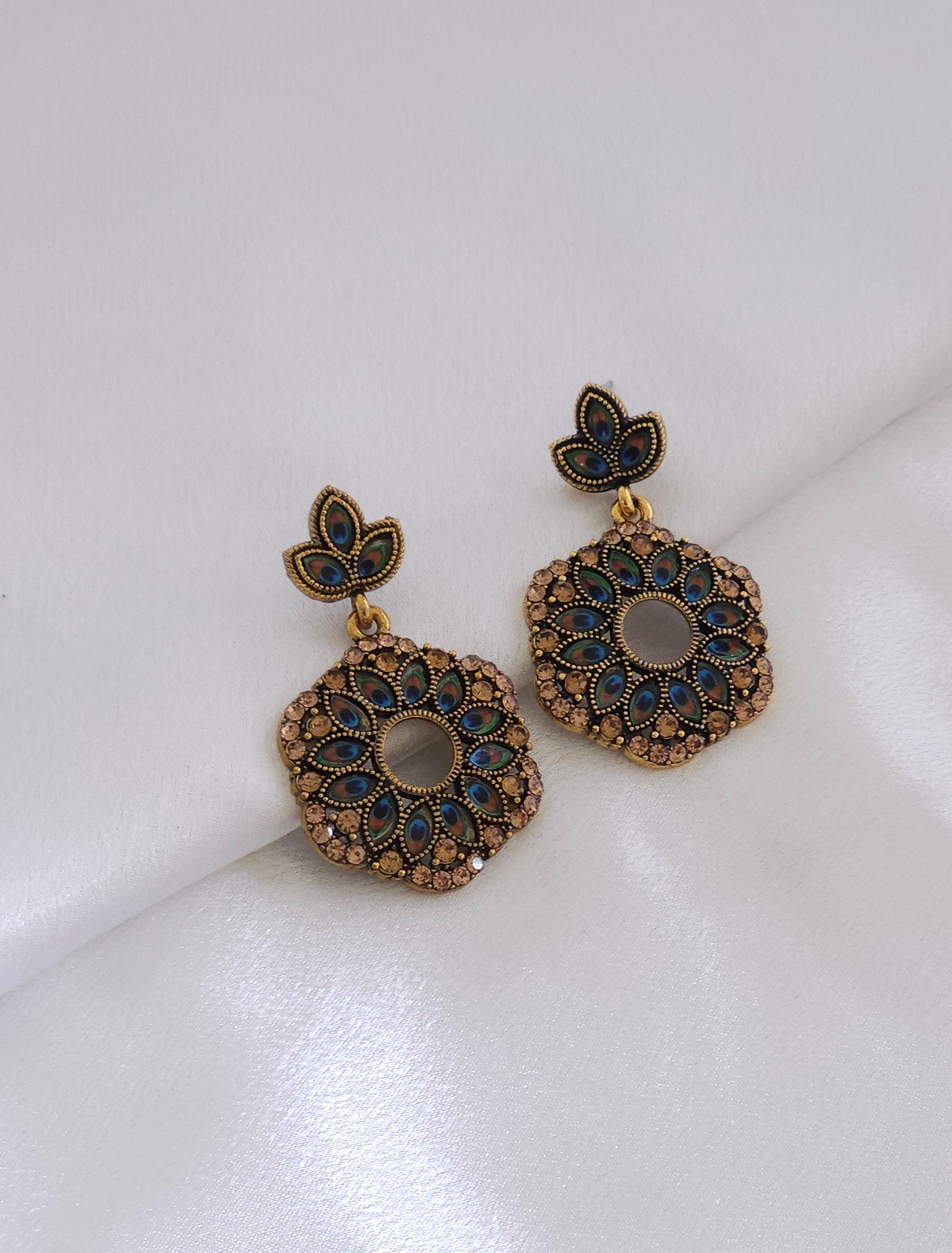 E7043 - Earring