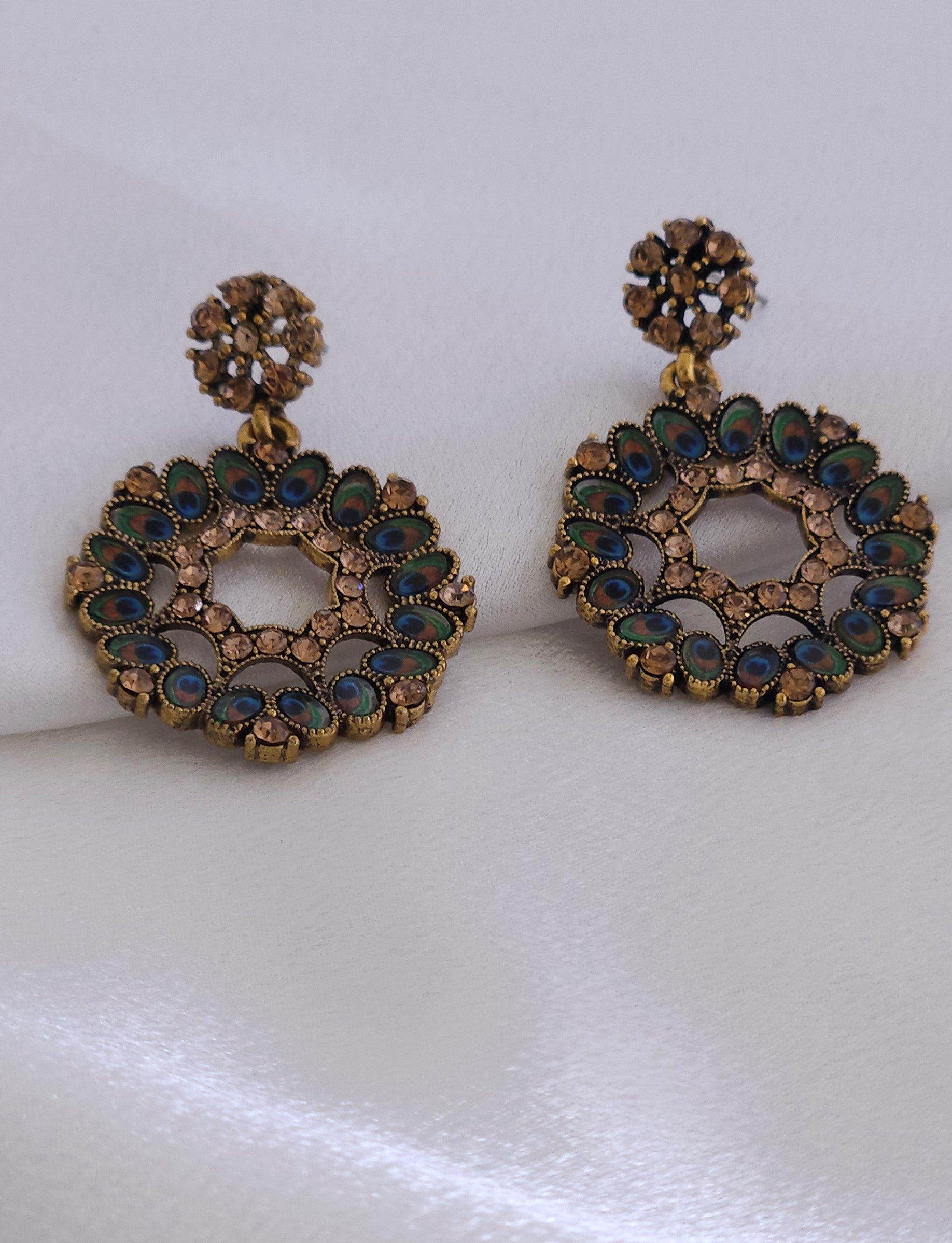 E7042 - Earring