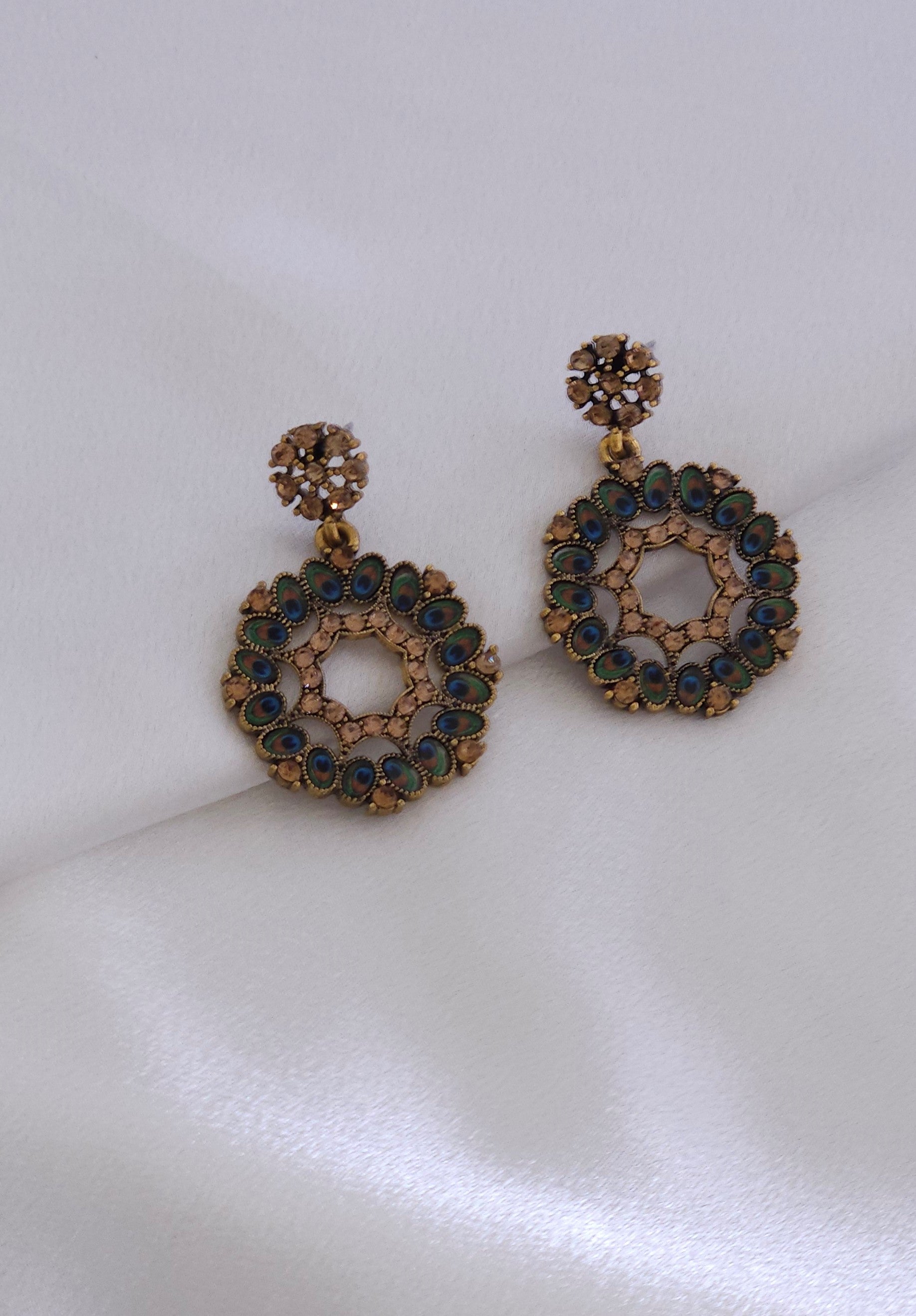 E7042 - Earring