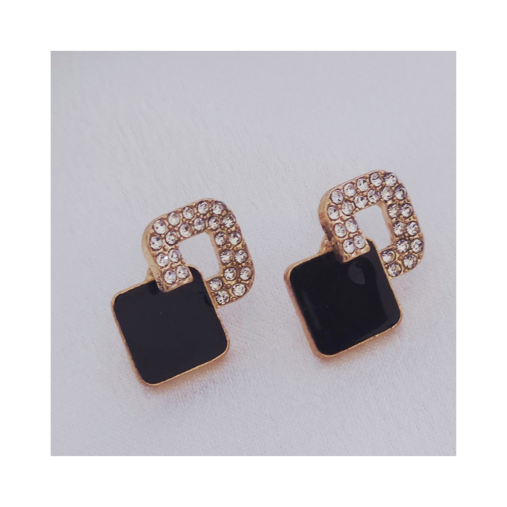 E7054 - Earring