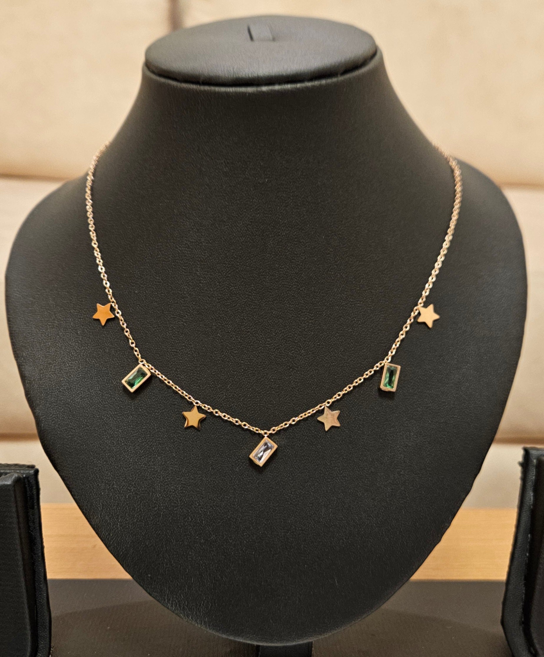 N7012 - Necklace