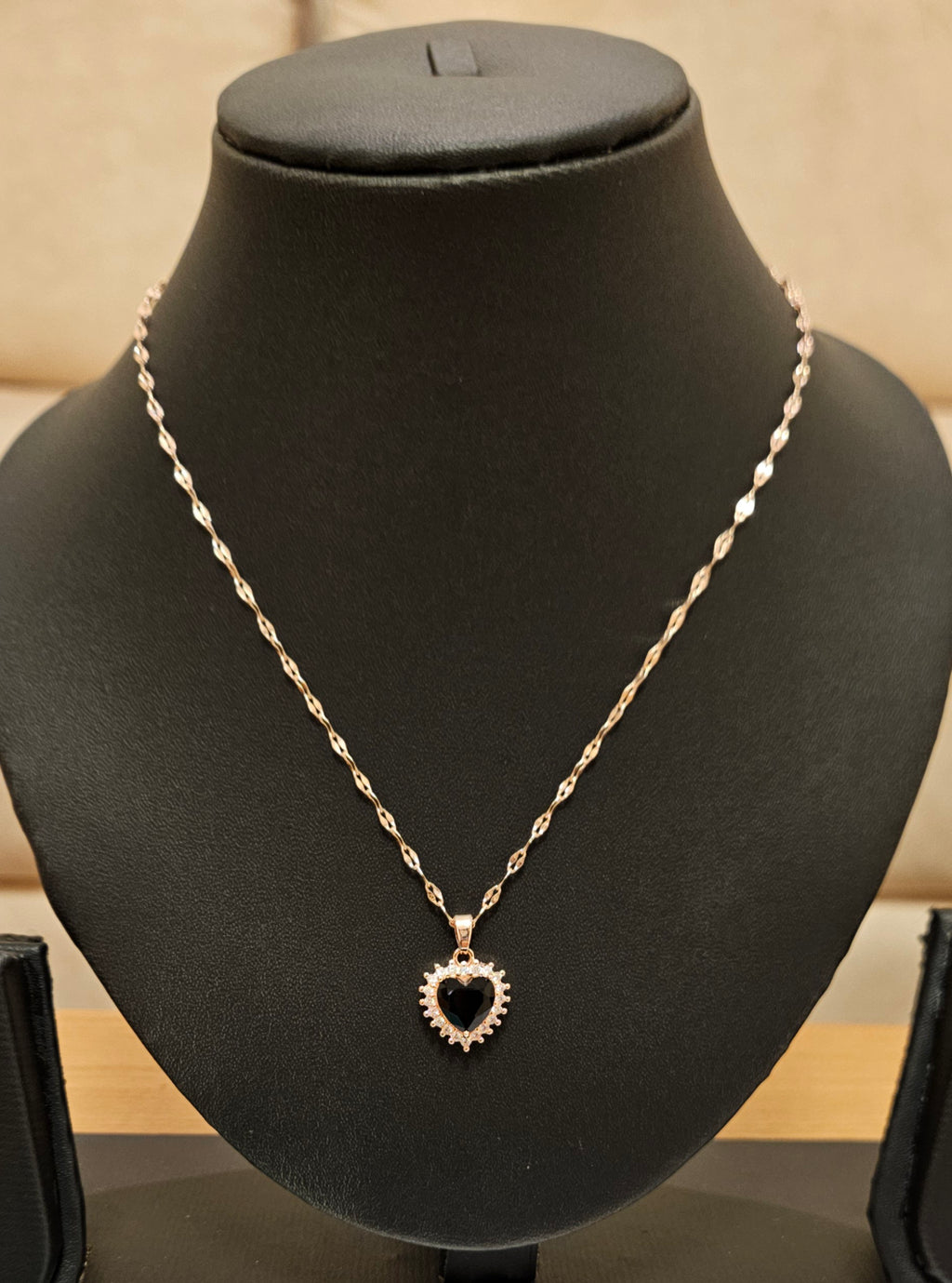 N7017 - Necklace