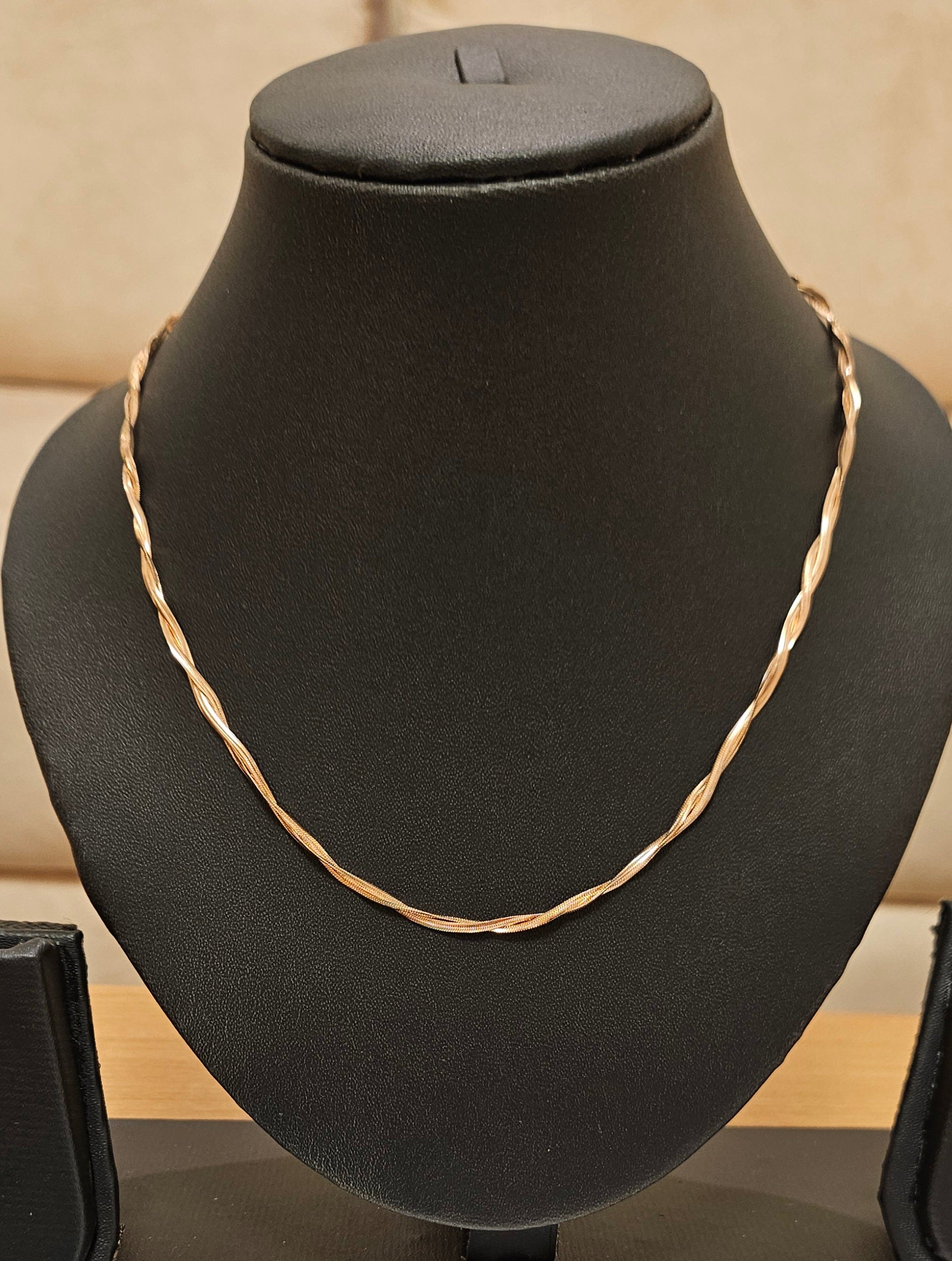N7030 - Necklace