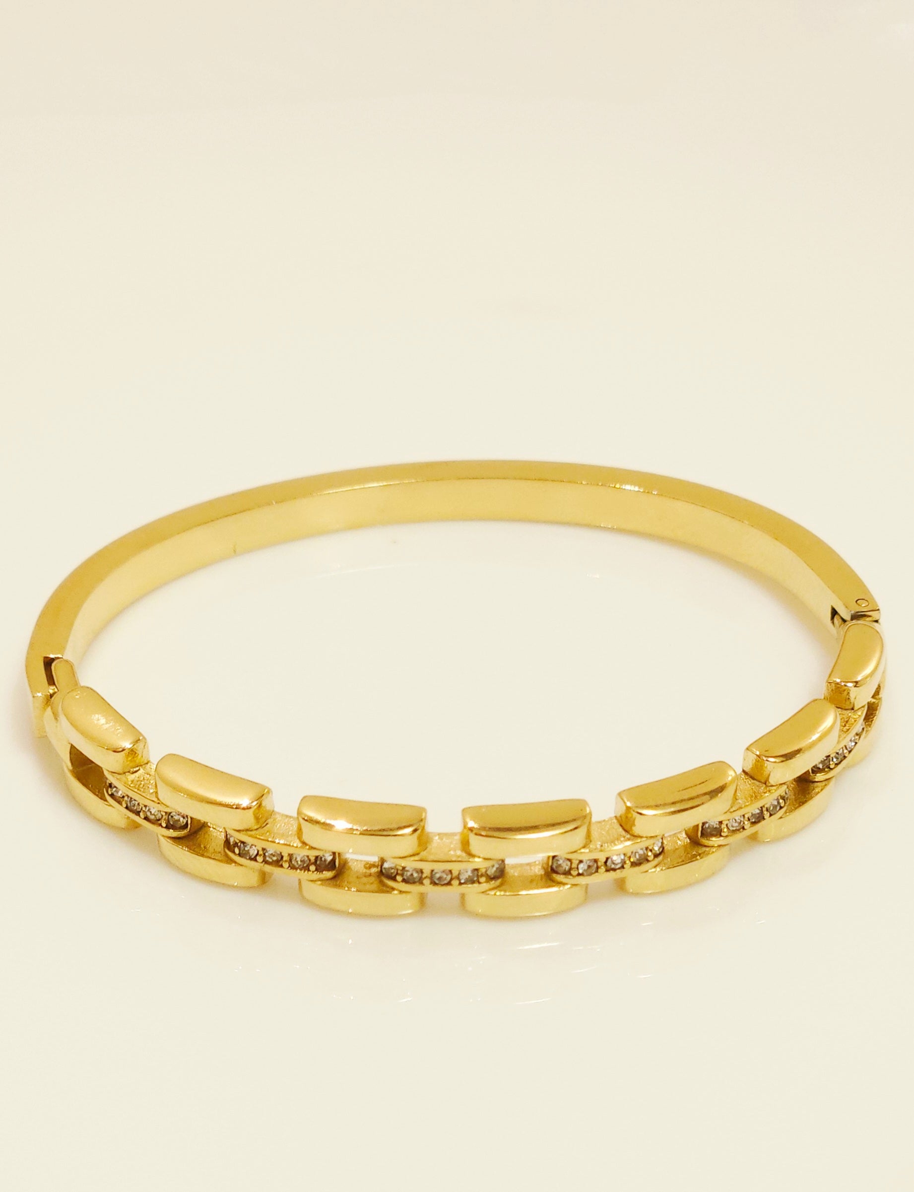 B7106 - Bangle Bracelet