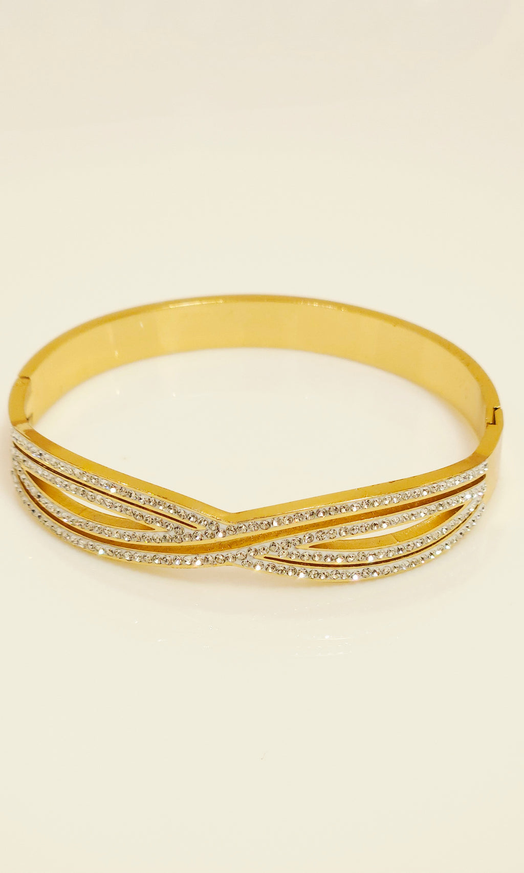B7111 - Bangle Bracelet