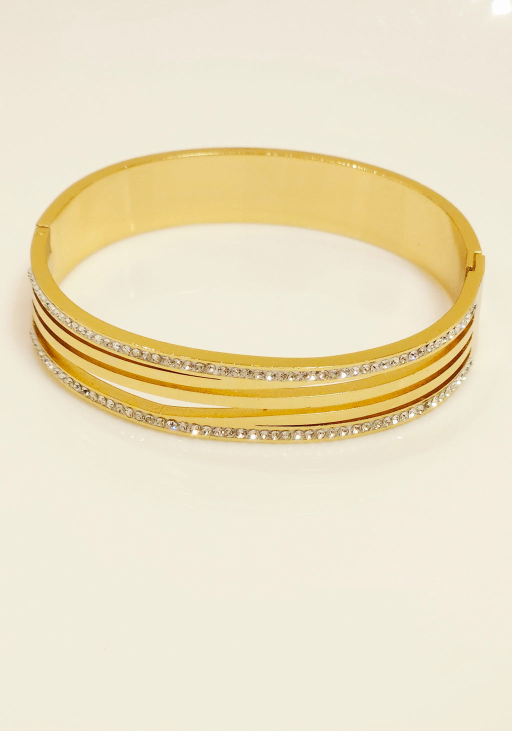 B7103 - Bangle Bracelet