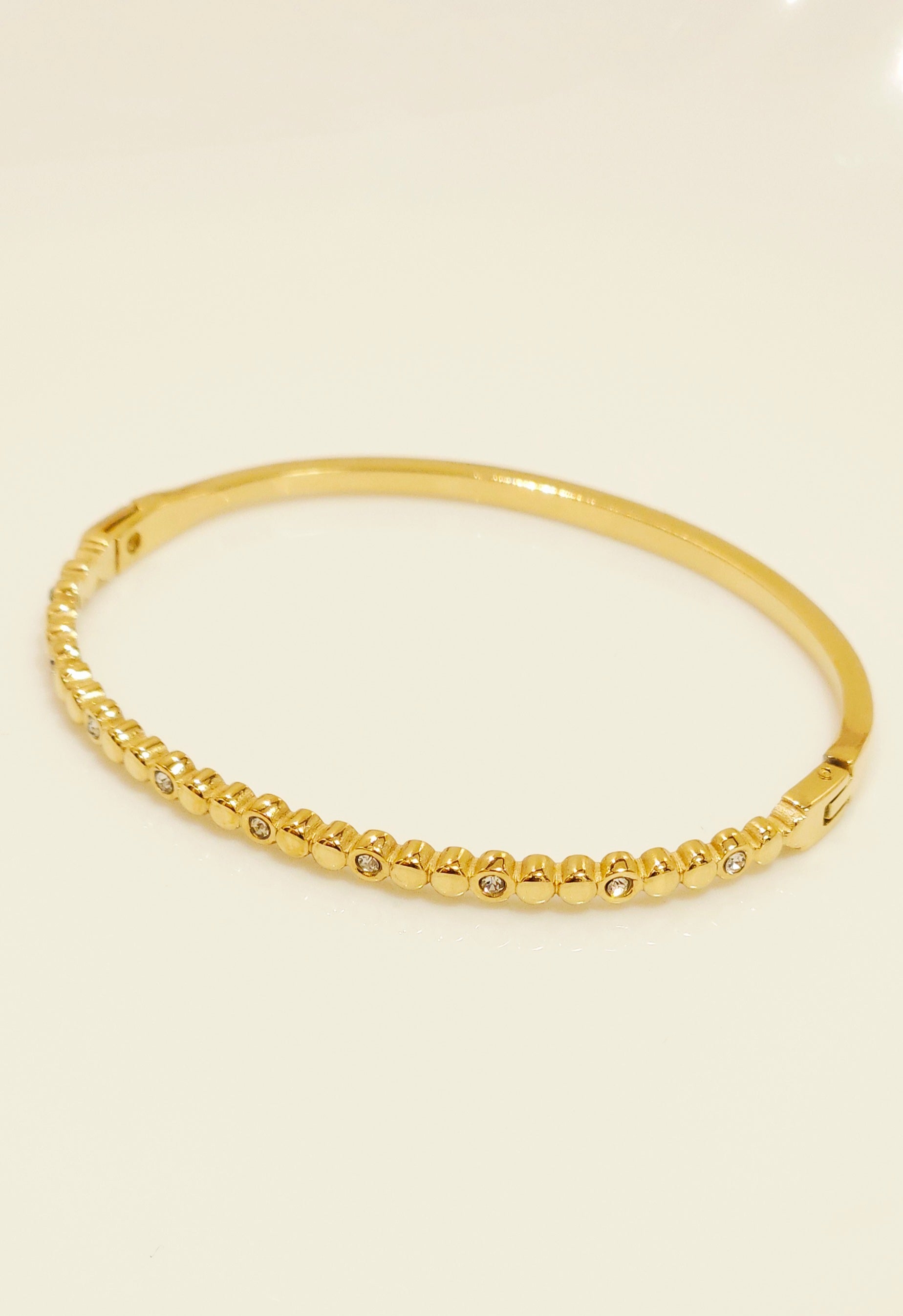 B7109 - Bangle Bracelet