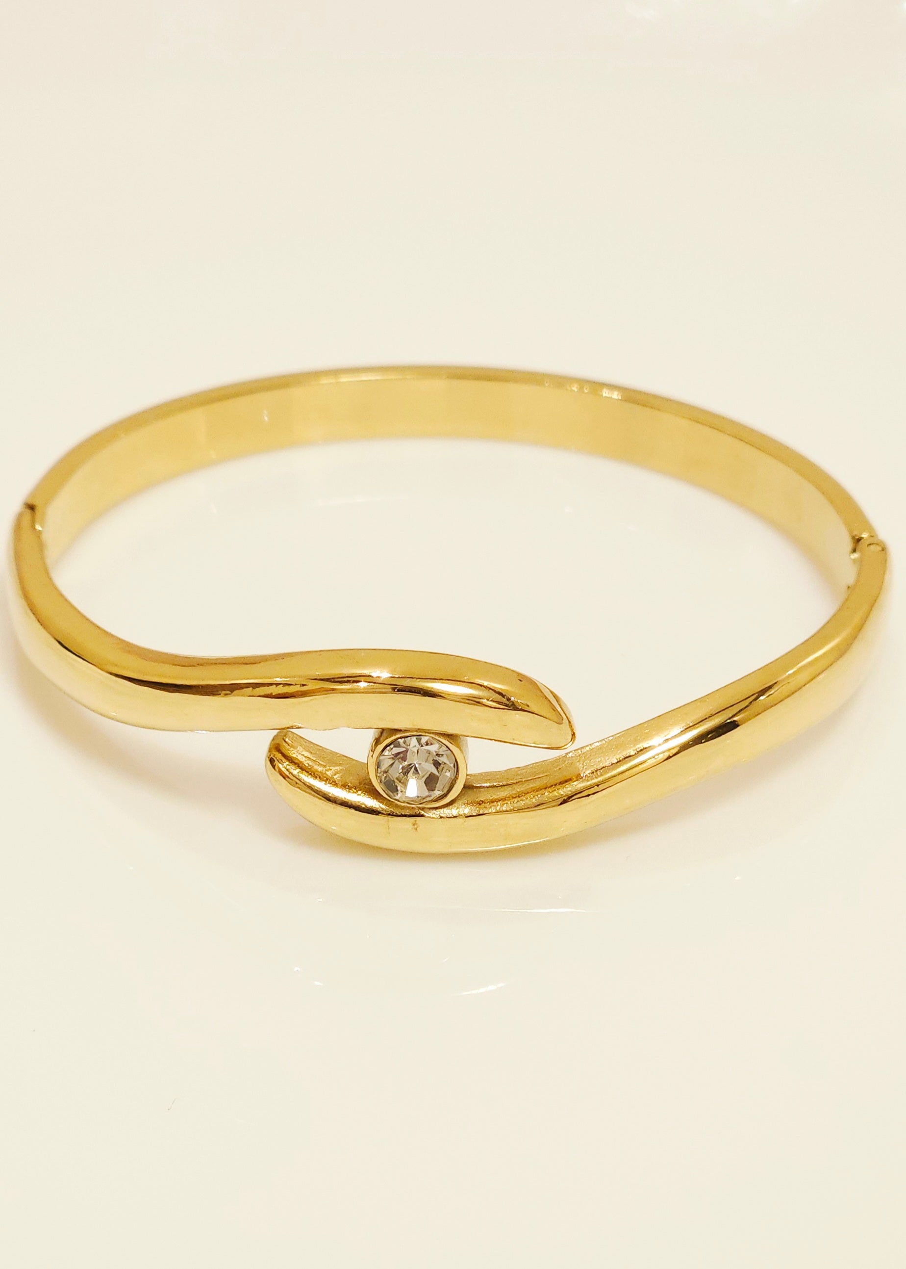 B7112 - Bangle Bracelet