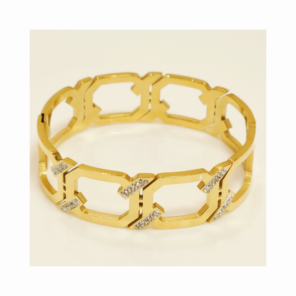B7105 - Bangle Bracelet