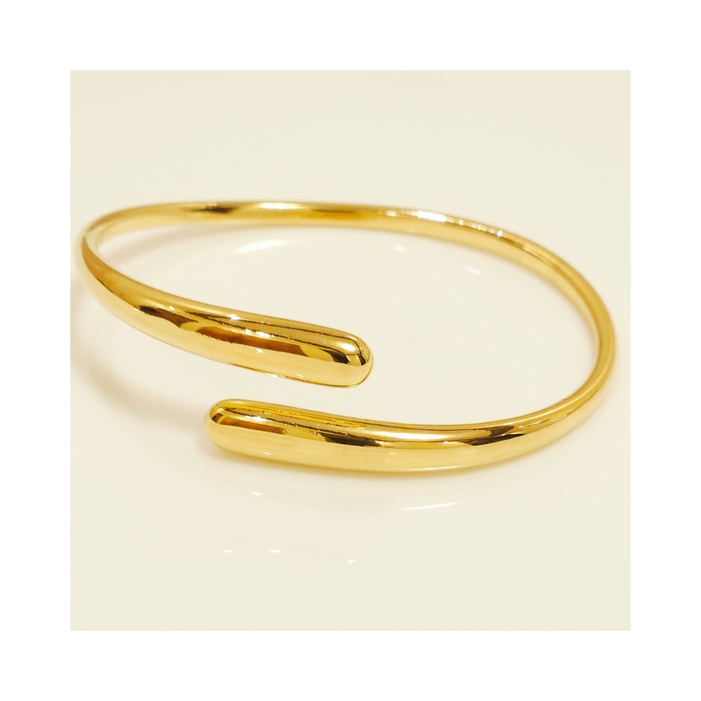 B7110 - Bangle